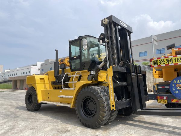 HNF-350 35吨 重型叉车 - Image 2