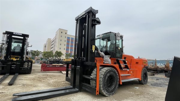 HNF-250 25吨 重型叉车 - Image 5