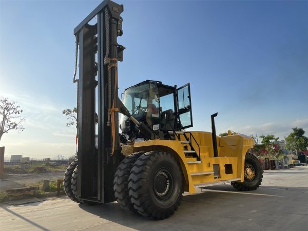 HNF-400 40吨 重型叉车 - Image 3
