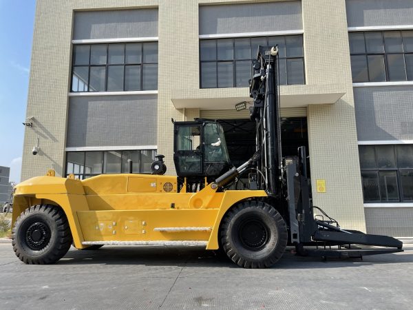 HNF-400 40吨 重型叉车 - Image 4